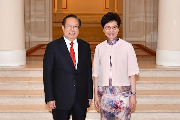 News Gov Hk CE Meets Mainland Officials