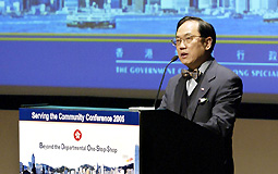 Donald Tsang