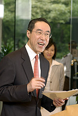 Henry Tang announces new jobless rate