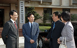 (From left) Richard Luk, Li Yaping, Xu Shusheng & Phidias Tam