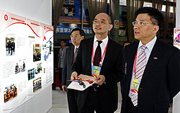 KC Chan at Western China trade fair