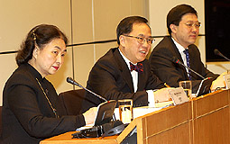 Elsie Leung, Donald Tsang, Stephen Lam