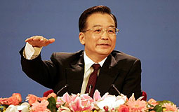 Premier Wen (Xinhua.net photo)