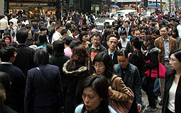 HK population rises 0.9% in 2006