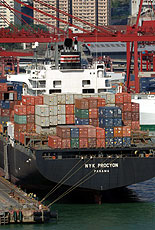 Container vessel at Kwai Chung port