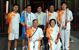 Cheers for Hong Kong team and torchbearers for Paralympics in Beijing 